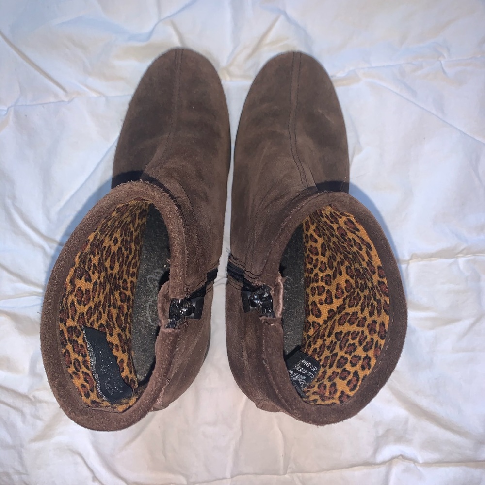 brown booties - Picture 4 of 6